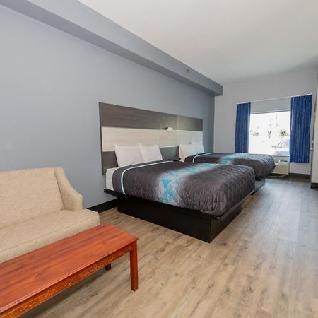 Jamestown Inn & Suites Riverdale Luaran gambar